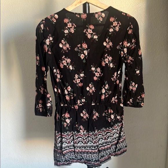 Forever 21 Boho Black and Pink Romper - Picture 3 of 5